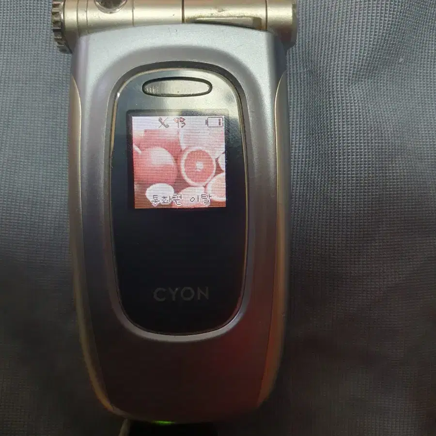 韓国　LG Optimus  紙袋　コン・ユ 超歓迎された 韓国LG Optimus 紙袋コン・ユ コレクション