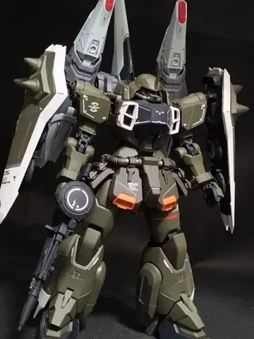 MG 블레이즈 자쿠 팬텀