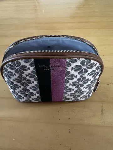 Kate Spade 플라워 패턴 파우치