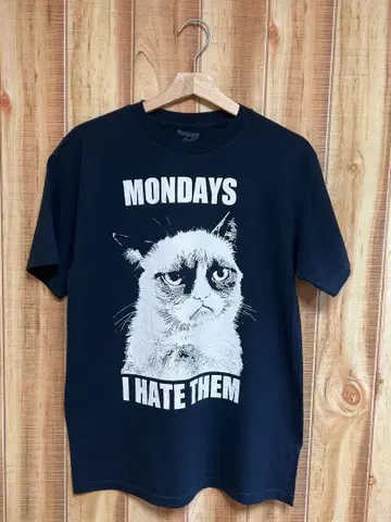 Grumpy Cat 공식 티셔츠 MONDAYS 블랙 M 멕시코제