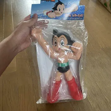 철완 아톰 하이 그레이드 피규어