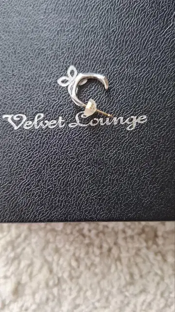 Velvet Lounge 실버 골드 귀걸이 한쪽 귀용