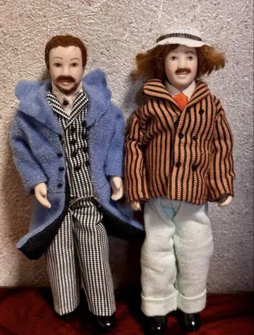 영국 벼룩시장 빈티지 인형 비스크 인형 인형의 집
