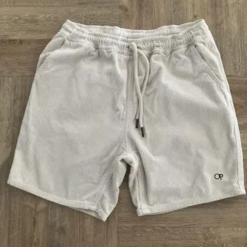 Ocean Pacific 화이트 코듀로이 숏 팬츠 S