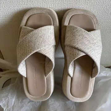 베이지 린넨 샌들