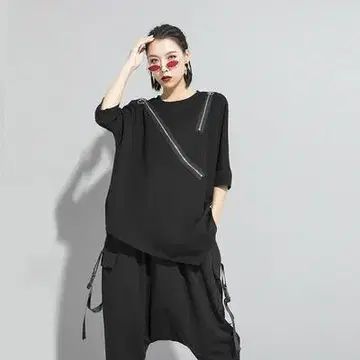 비대칭 지퍼 변형 티셔츠 상의 블랙 빅 사이즈 모드 스타일 한국 무지