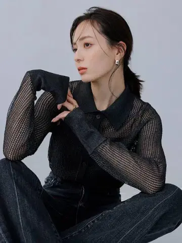 라메 메쉬 니트 폴로 셔츠 차콜 그레이