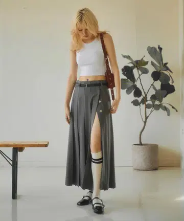 ACLENT 아크렌트 플리츠 롱 랩스커트