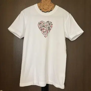 폴스미스 화이트 디자인 티셔츠 하트 모양 LOVE