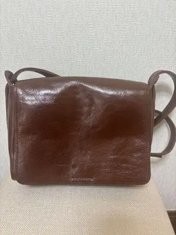 다코타 오스틴 숄더백 가죽 천연 가죽