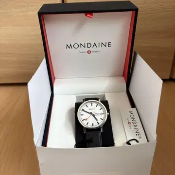 MONDAINE 스위스산 시계 가죽