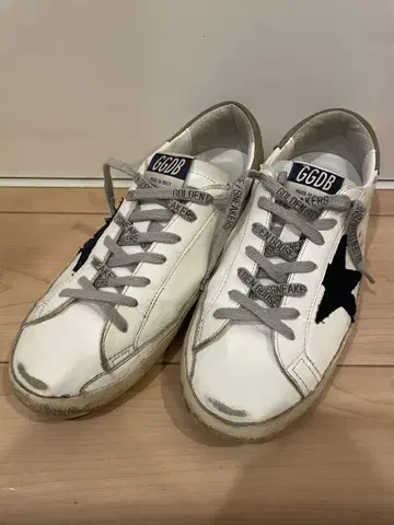 Golden Goose Superstar 스니커즈 화이트/블랙