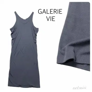GALERIE VIE 투모로우랜드 . 드레이프 맥시 원피스