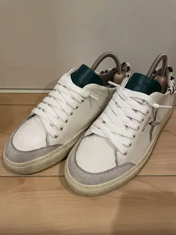 ARIGATO 스니커즈 화이트