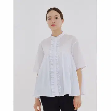 새상품 택 포함 yori 요리 프론트 프릴 개더 블라우스