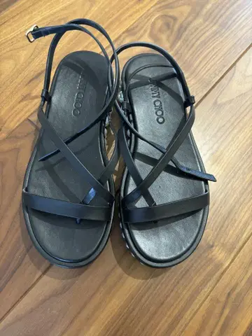 지미추 펄 샌들 새상품급