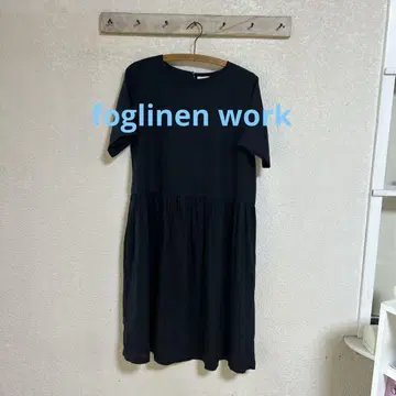 fog linen work 블랙 반팔 무릎 기장 원피스