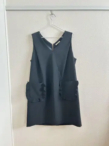 Rose tiara 프릴 포켓 잔스카