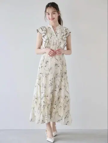 다즐린 슬리브리스 꽃무늬 원피스
