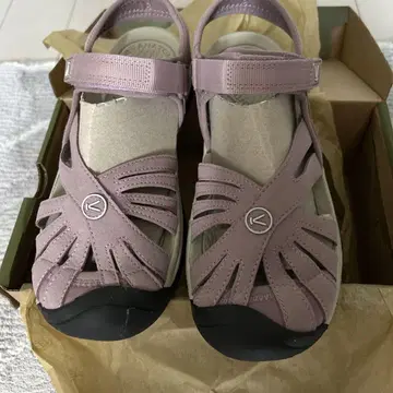 KEEN 로즈 샌들 새상품