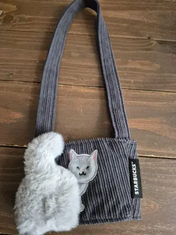 대만 스타벅스 고양이 꼬리 링크 백 드링크 홀더