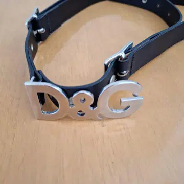 D&G 블랙 가죽 벨트