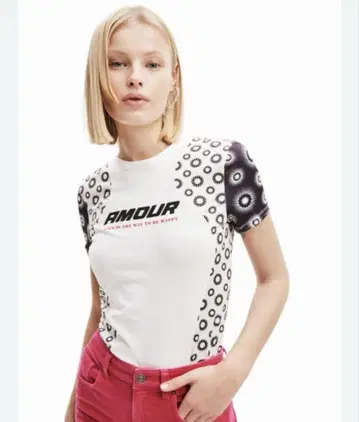 Desigual AMOUR 프린트 티셔츠 XS