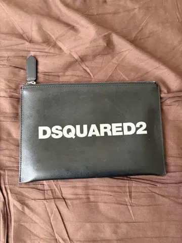 DSQUARED2 블랙 가죽 클러치백