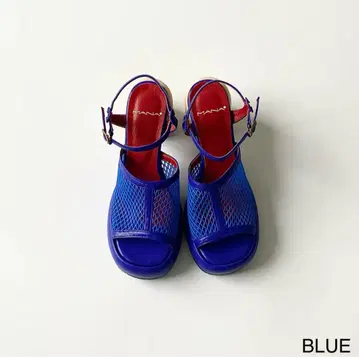 컨디션 최상 MANA 메쉬 스트랩 샌들 블루 37 사이즈 23.5cm