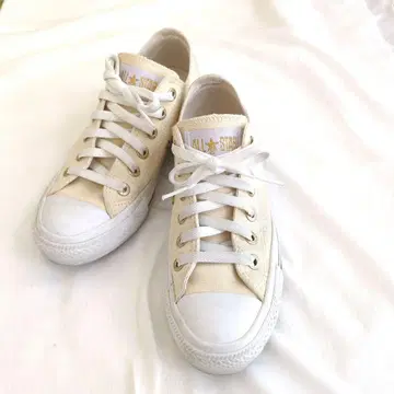 CONVERSE ALL STAR 화이트 스니커즈 23.5cm
