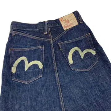 C426-69 EVISU 6016 BLUE VELVET 카모메 스커트