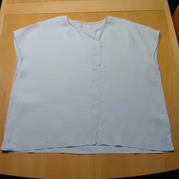 나카가와 마사시치 상점 손으로 짠 린넨을 사용한 턱 블라우스