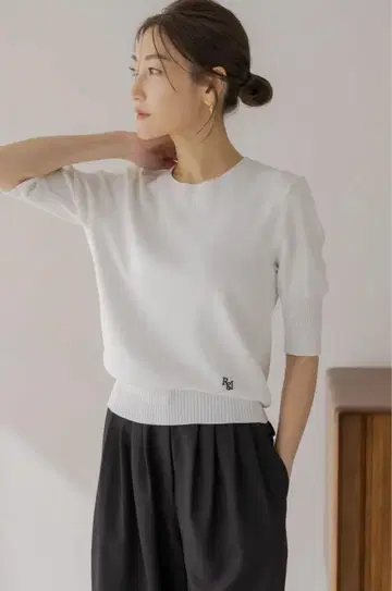 regleam 로고 반팔 니트 LOGO SHORT SLEEVE KNIT