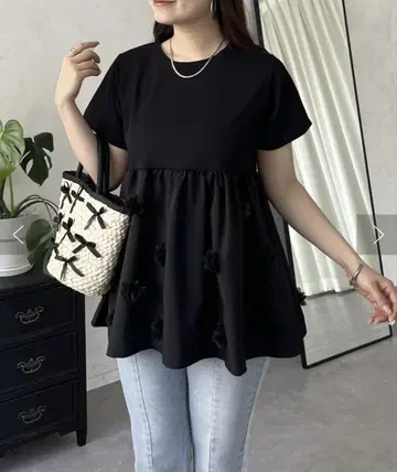 prose verse 플라워 모티브 페플럼 티셔츠
