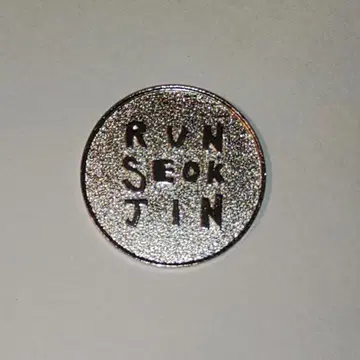 RUNSEOKJIN in JAPAN 캡슐 토이 메달 코인 JIN