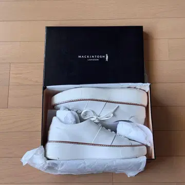 미사용 새상품 매킨토시 MACKINTOSH LONDON 통굽 스니커즈