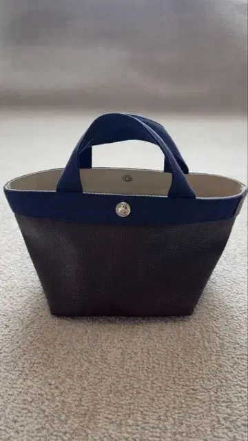 Herve Chapelier 미니 토트백 Moka Navy