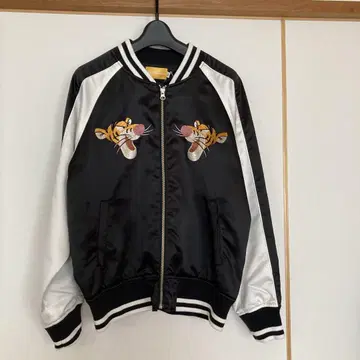 Tigger 자수 스카잔