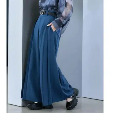 HARE 하레 [LADIES] 플리츠 디자인 팬츠 블루