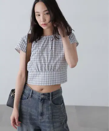 프리즈마트 백 리본 프렌치 블라우스