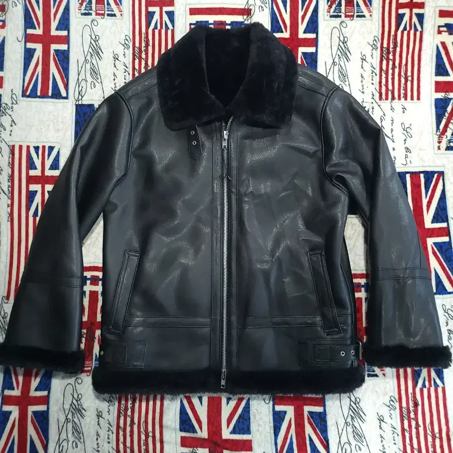 DOFFJASON韓国大人気 ★ボリュームレザーワイドフリップフロップ VARZAR 正規販売店 バザールキャップ 韓国ブランド CAP 紫外線
