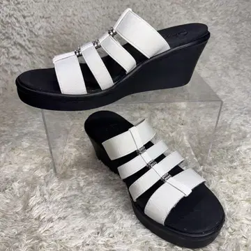 스케쳐스 화이트 웨지 샌들 24cm