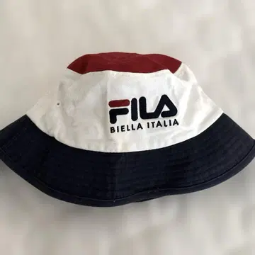 휠라 리니어 로고 버킷 햇 화이트 BIELLA ITALIA