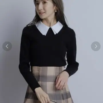 리랜드트루 7부 소매 쉬폰 카라 부착 니트