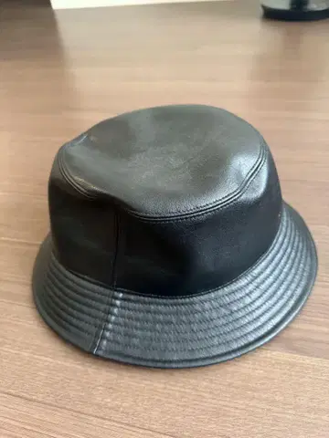 CA4LA 가죽 버킷 햇 블랙