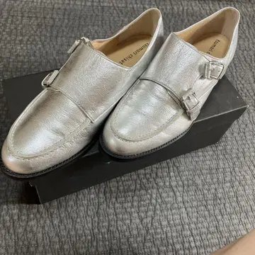 thumori chisato WALK 실버 버클 로퍼