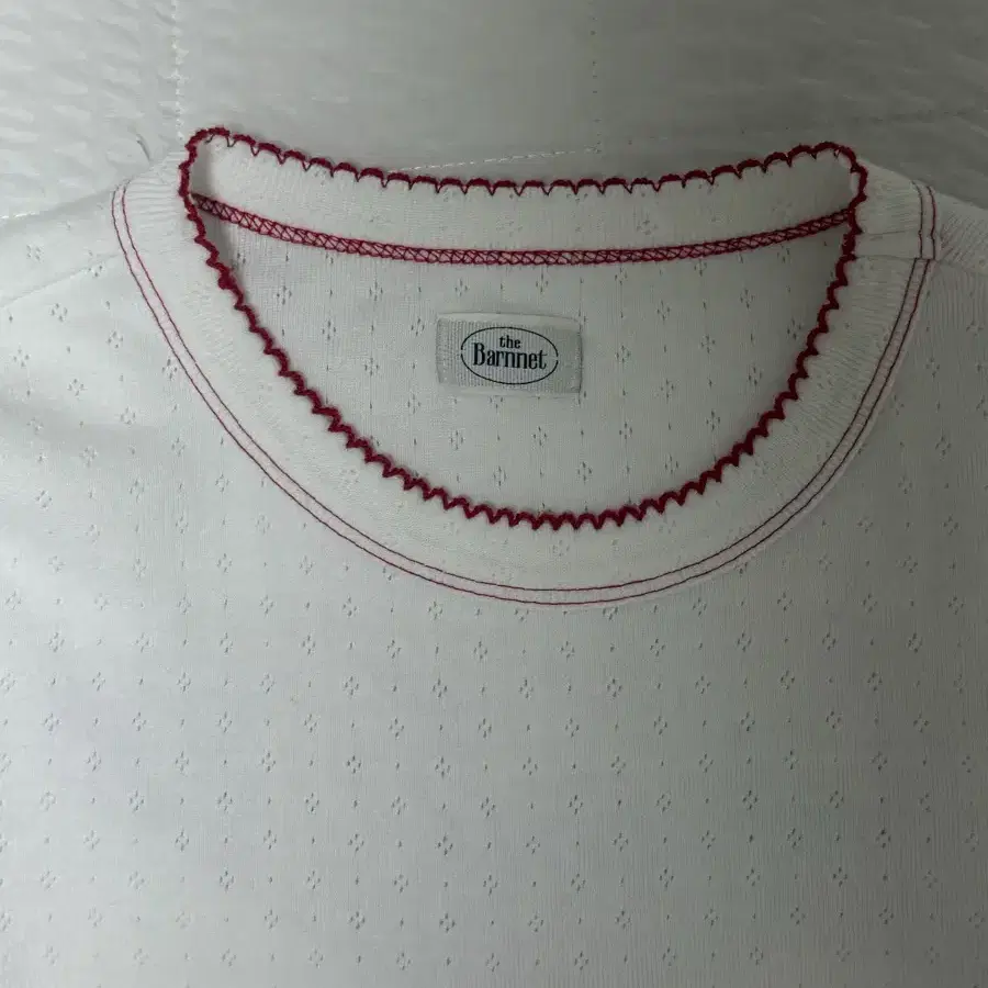【The Barnnet】Heart Logo Top The Barnnet Heart Logo Short Sleeve T-Shirt on Bunjang