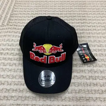 Red Bull Aston Martin Racing 캡