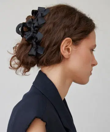 TRESSE LEATHER RUBAN 리본 헤어 클립