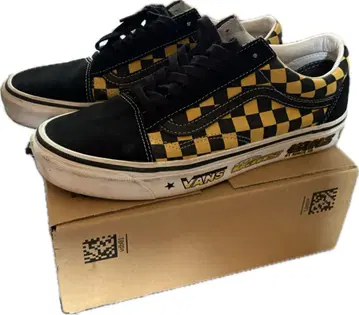 VANS 체커 패턴 스니커즈 블랙 옐로우 컬러 27cm